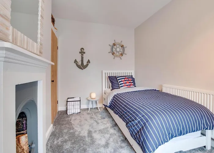 3 Bed In Oc-w1018